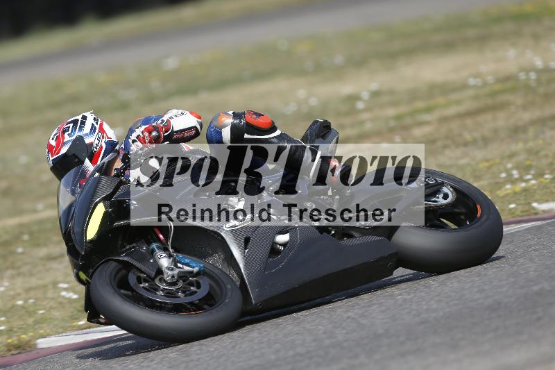 /37 09.08.2026  Pluess Motosport ADR/Freies Fahren/297